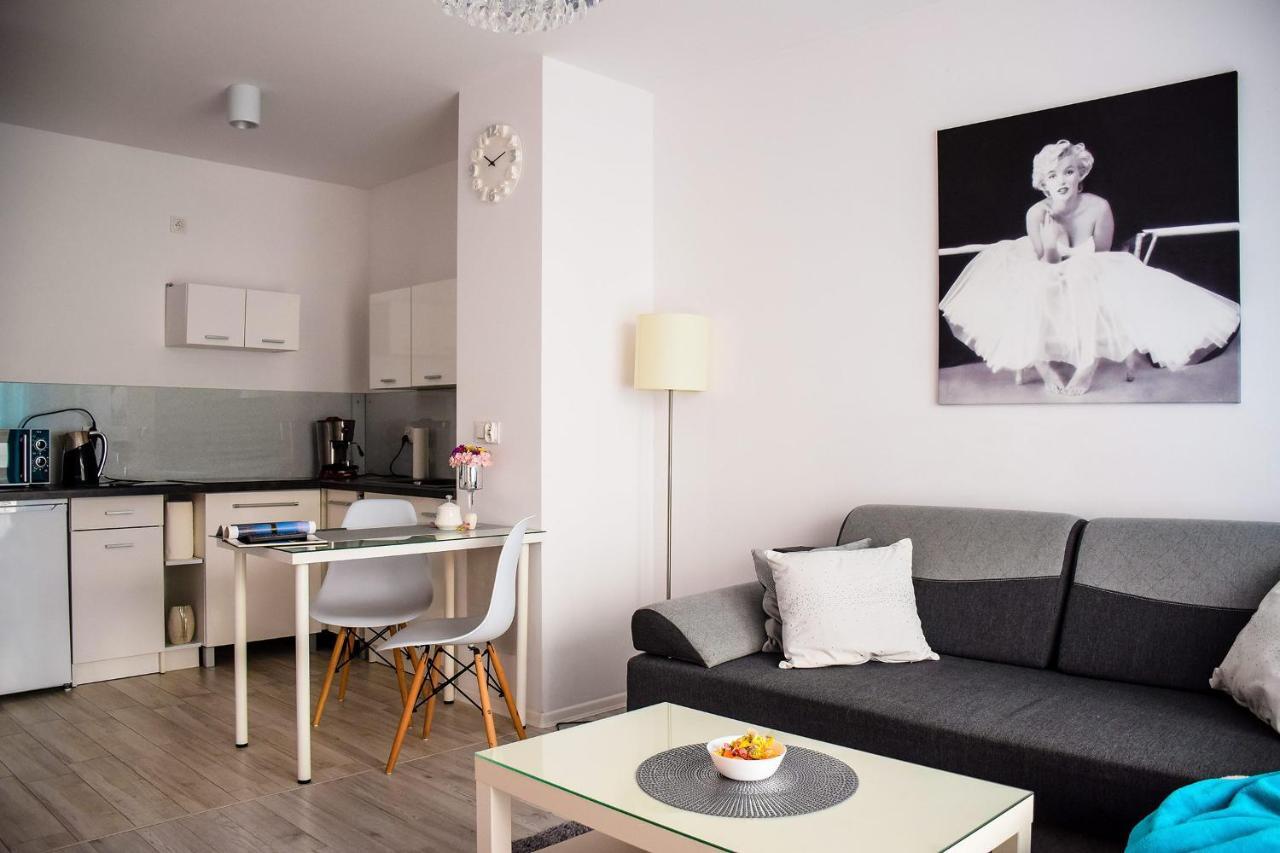 Operowa Marilyn Monroe Apartamento Lublin Exterior foto